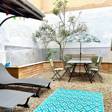 Le Petit Jardinet De Apartment